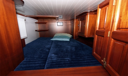 Kikkerkoning    Kabine hinten  BB